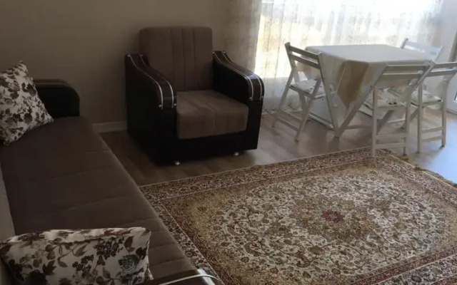 Golden Life Apartment