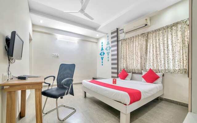 OYO 3607 Apartment Gachibowli