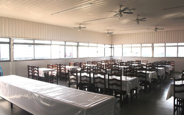 David Plaza Hotel