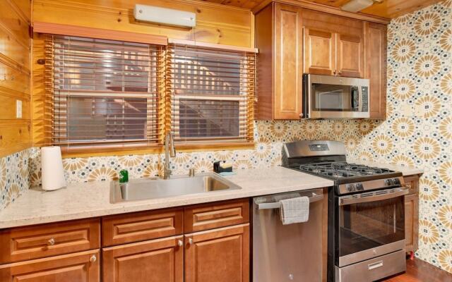 Silvertip Pines #2335