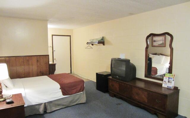 Americas Best Value Inn & Suites Branson - Near the Strip