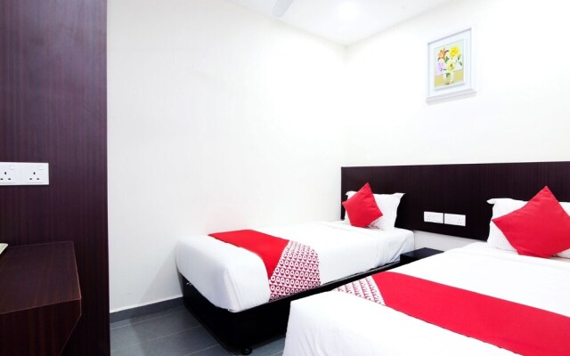 Marvelton Hotel by OYO Rooms