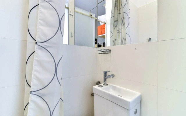 Comfortable Studio in Trendy Bica Neighbourhood