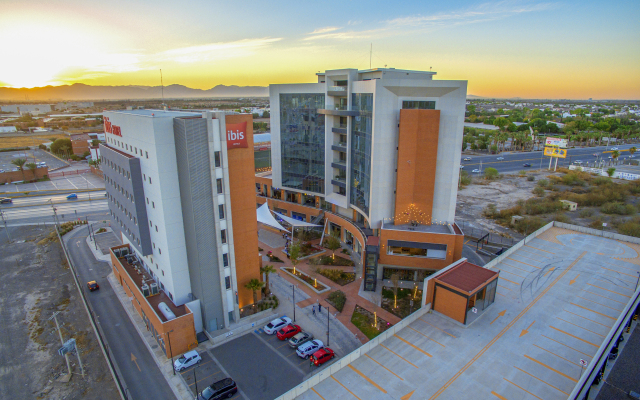 ibis Torreon