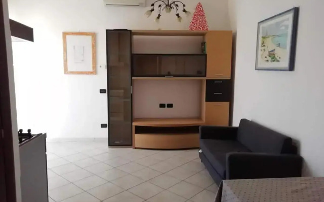 Pretty Little Apartment