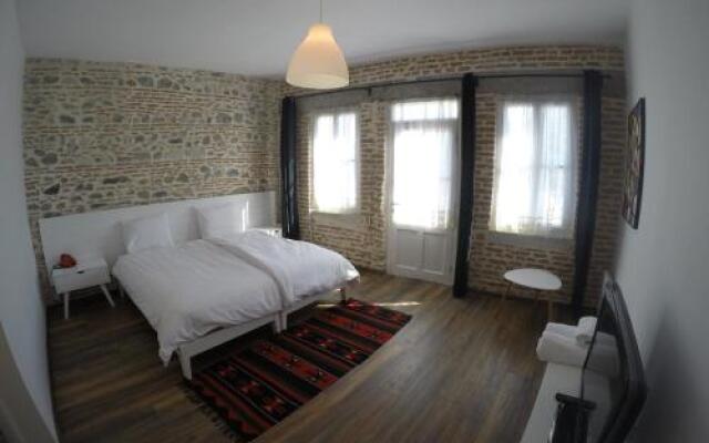 Old Bazaar Rooms