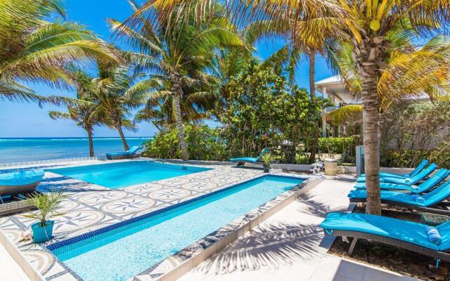 Sprat Bay Luxury Villa