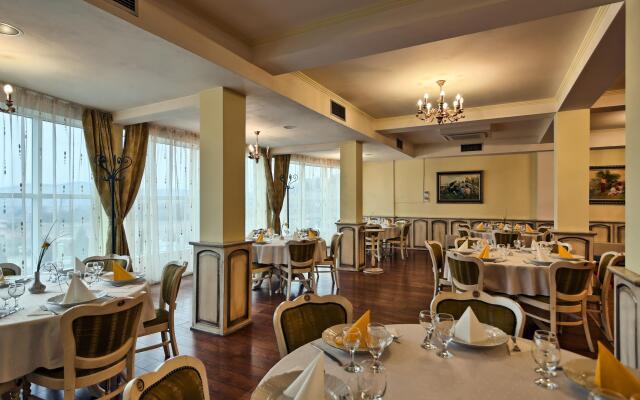 Mercure Medias Binderbubi Hotel And Spa