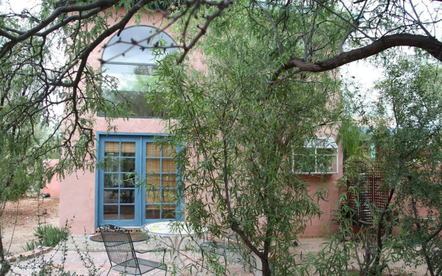 Azure Gate Bed And Breakfast