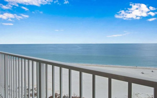 Pelican Pointe 1406 by RedAwning