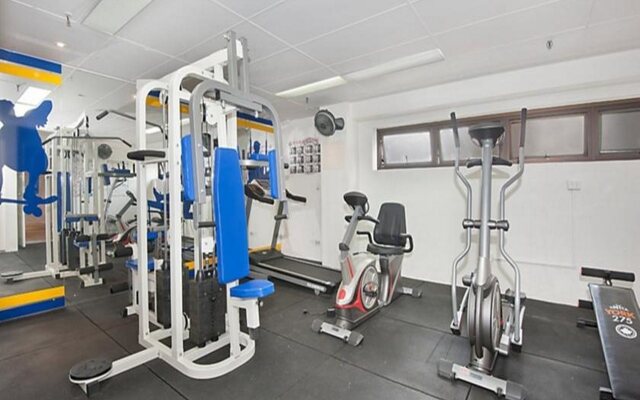 Surfers International Apartments Resort