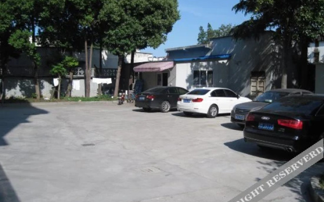 Shi Ya Business Inn