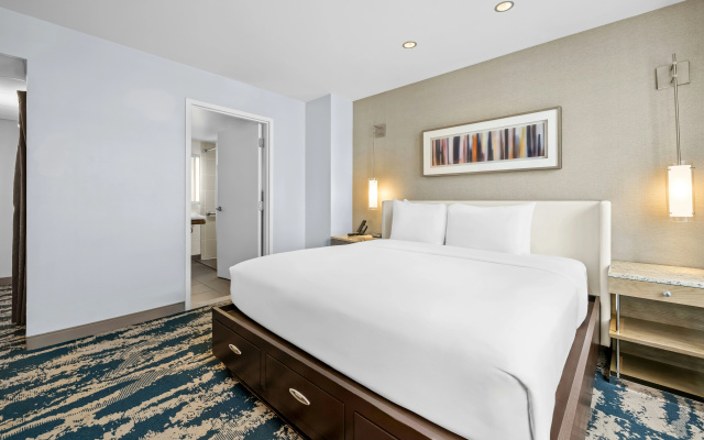 Hotel Felix River North/Magnificent Mile - Image 7