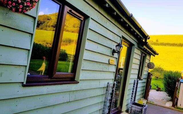Rose View Cabin
