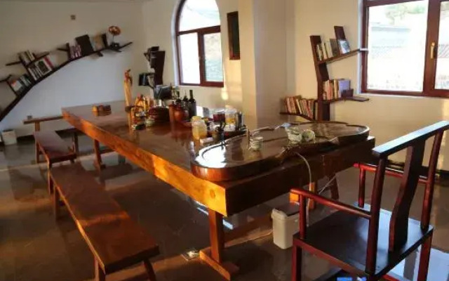 Wengu 1970 Panorama Holiday Hotel