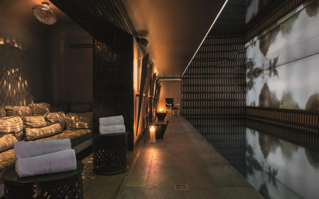 Nolinski Paris - Evok Collection