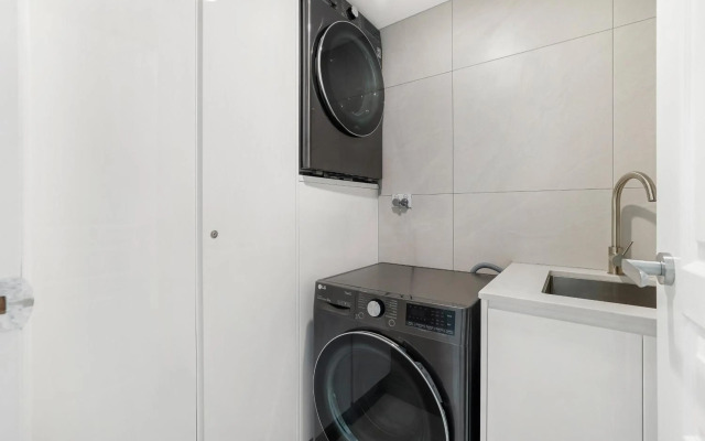 Surfers Century Oceanside Apartments