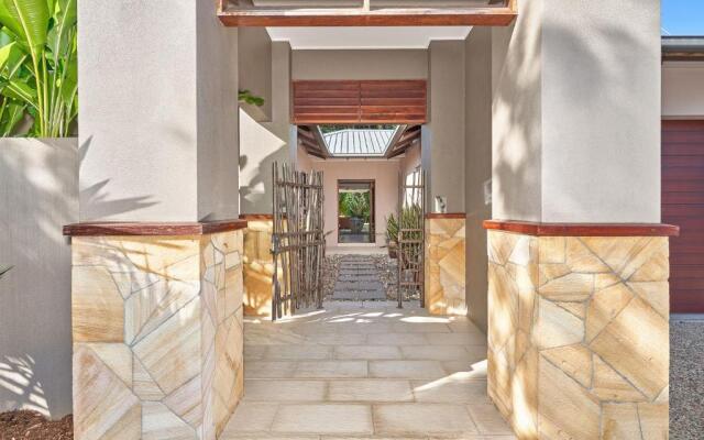 Aurelia 3 Bedroom Holiday Home Palm Cove