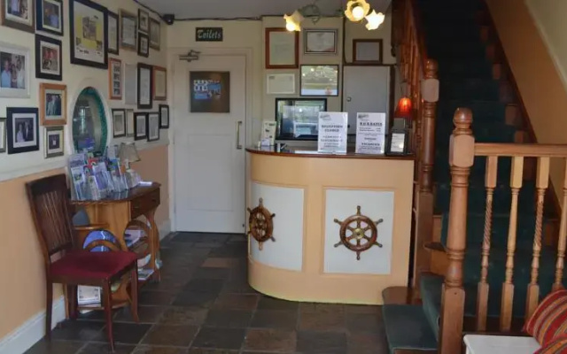 The Moorings Guesthouse & Seafood Restaurant