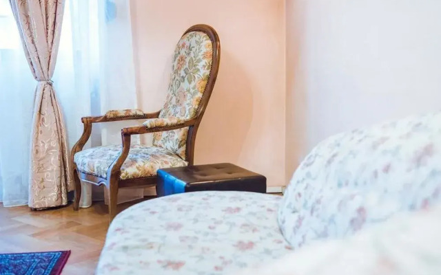 Redlotus Accommodation-Old City Inter
