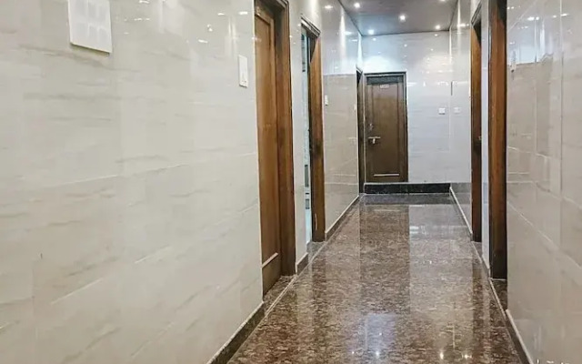 Hotel Purohit Sindhi Camp