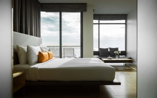 Seven Zea Chic Hotel