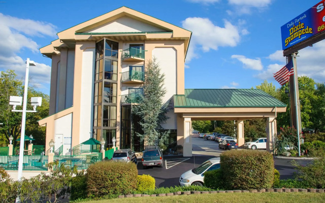 Pigeon River Inn