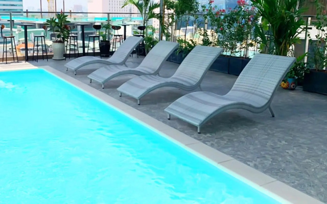 Blue Diamond New Hotel