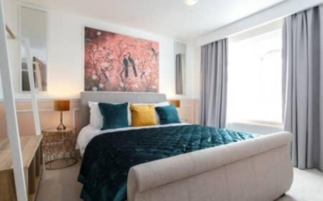 The Racecourse Penthouse