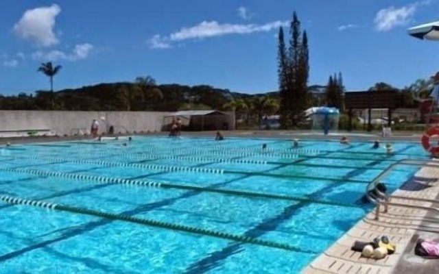 Kehena Treetop 1 Bedroom Home by RedAwning