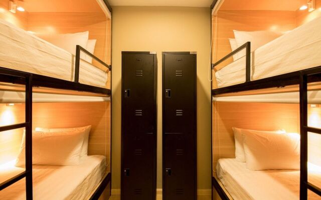 Hexa Hotel & Backpackers Capsules Bukit Bintang – Guest Rooms – Kuala Lumpur