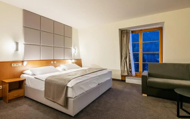 Hotel Ostrov