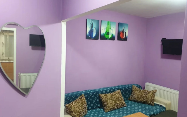 Superb, 1 Bed Apartment in Năvodari,