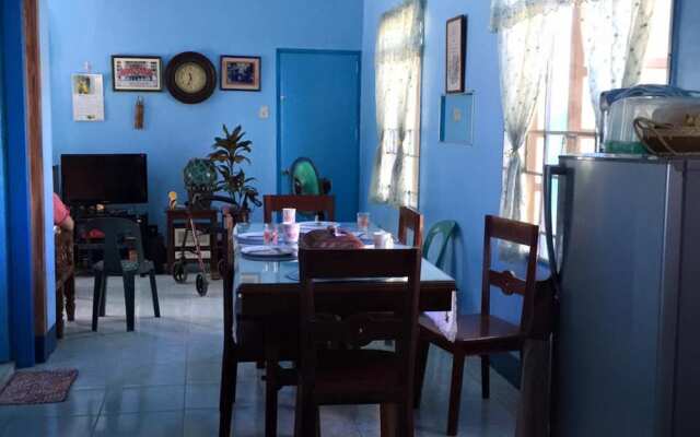 Dew Drop Inn Oceanside B&B