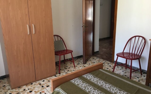 Valley-view Apartment in Ameglia Near Historical Centre With Garden