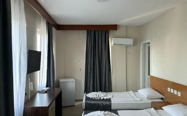 Rosella Hotels