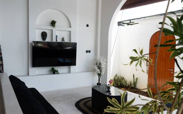 Santorini Luxury Villa