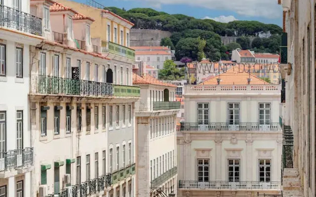 Trendy Chiado Flat