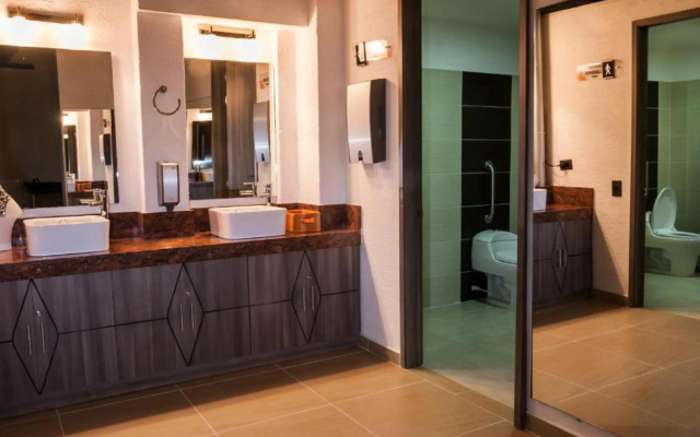 Isa Victory Hotel Boutique