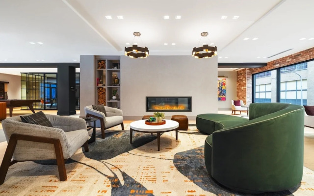 Luxury Apartments by Hyatus Center City