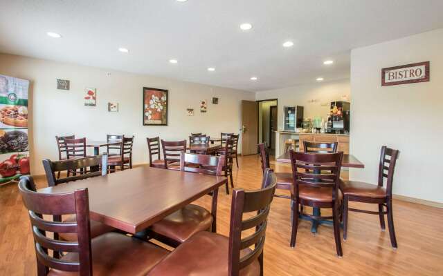 Quality Inn & Suites Sun Prairie Madison East