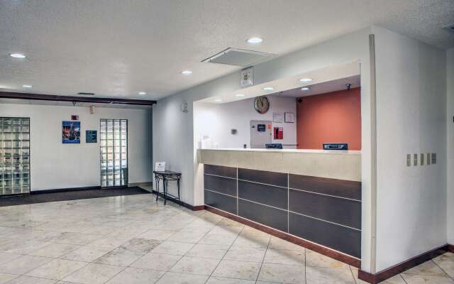 Motel 6 Dallas, TX - Northwest