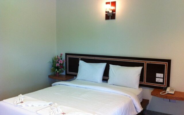 Smile Resort Thungsong