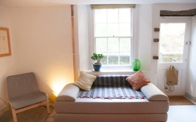 Modern 2 Bedroom Apartment in the Heart of Bristol
