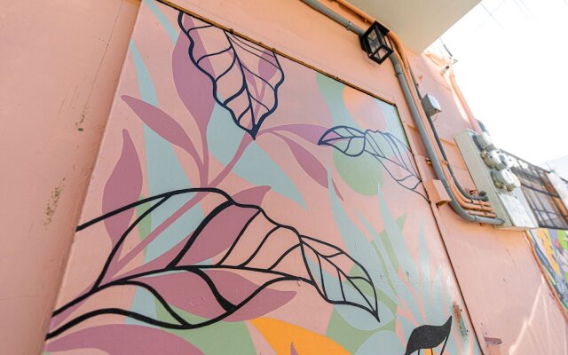 Juliette Hostel for Women Only