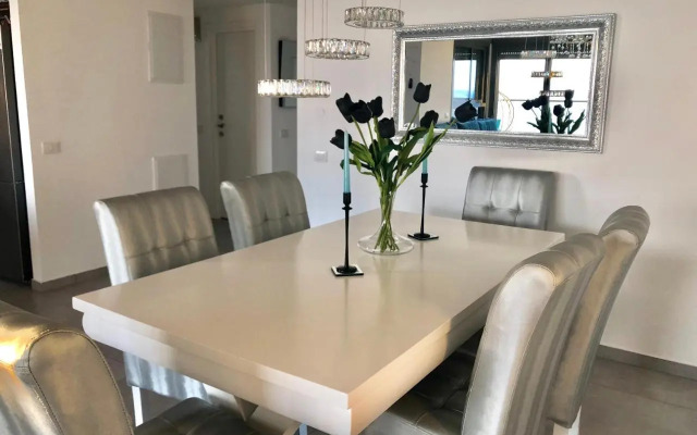 Panorama Apartment " City Garden "