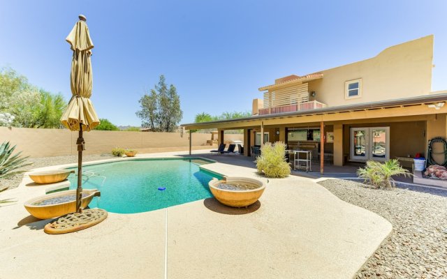 Secluded Mesa Retreat w/ Outdoor Kitchen & Bar!