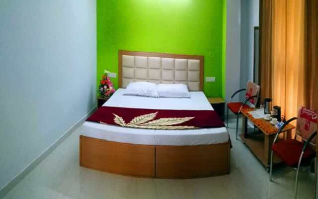 Goroomgo Divine Hills Shimla