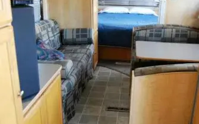 Redwood Motel