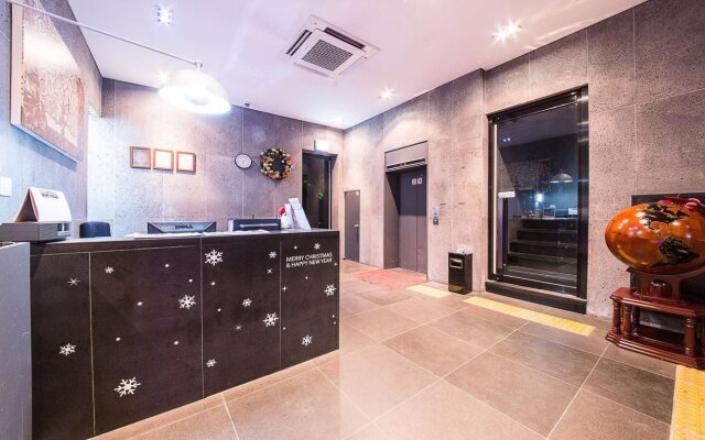 Starhills Hotel